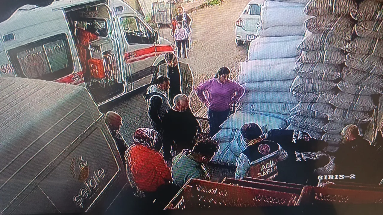 Fırın çalışanı çay molasında can verdi! Ölüm anı kamerada