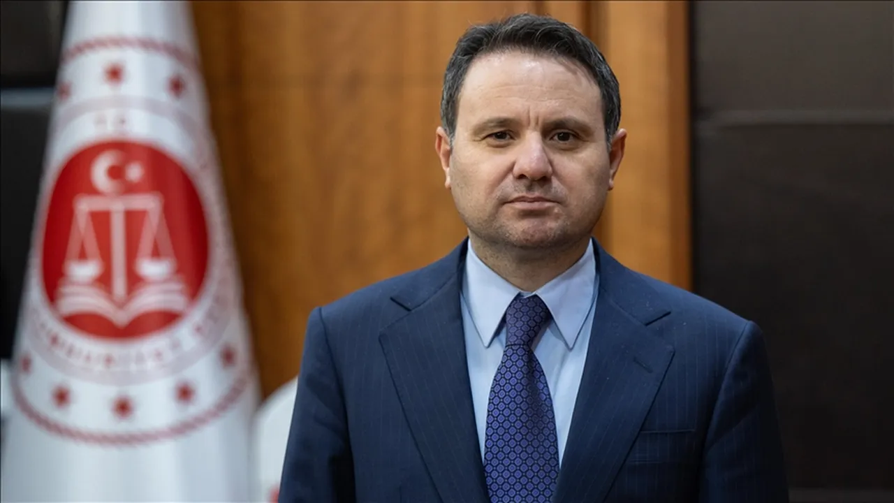 Hakimlere '10 yıl şartı' getirildi! Ticaret mahkemelerinde yeni dönem