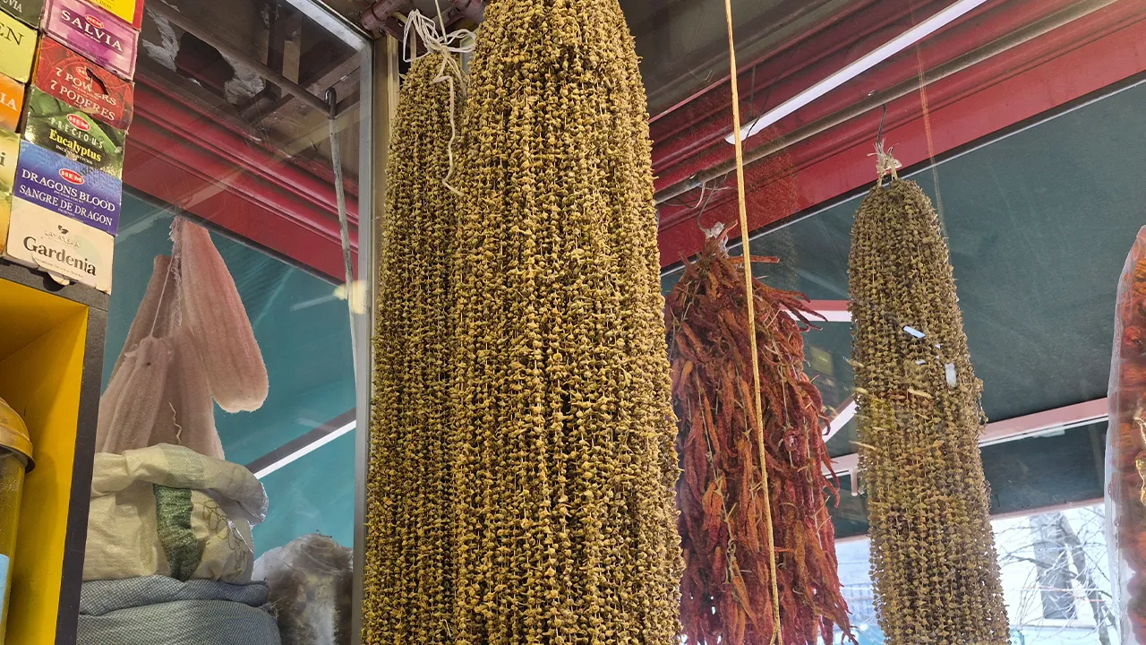 Her derde ilaç! Kilosu 3 bin 500 TL’den satılıyor, vatandaşlar gramla alabiliyor