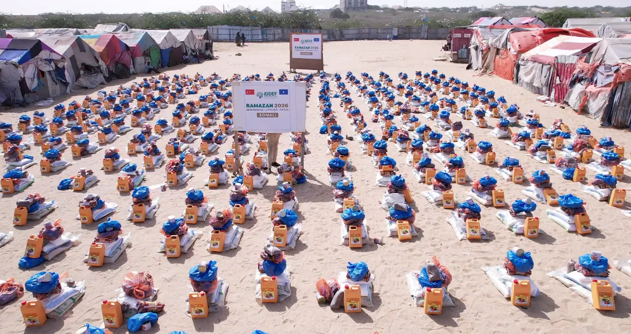 İDDEF’ten Ramazan’da binlerce aileye kumanya yardımı