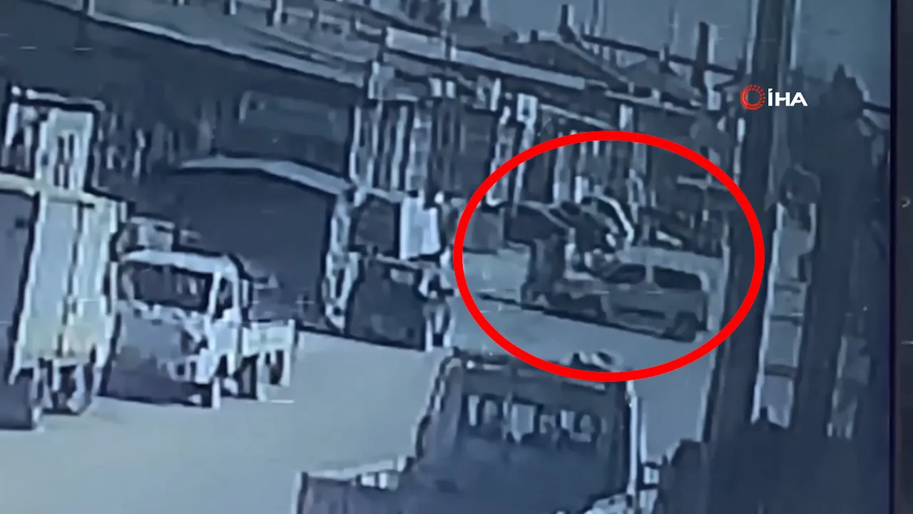 Karaman’da bir kişinin ağır yaralandığı kaza anı kamerada