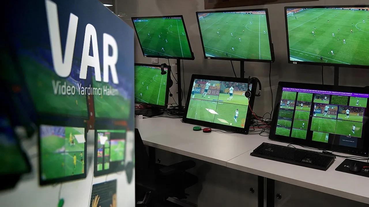 Kulüpler istedi, TFF cephesinden açıklama geldi: Yabancı VAR için karar çıktı