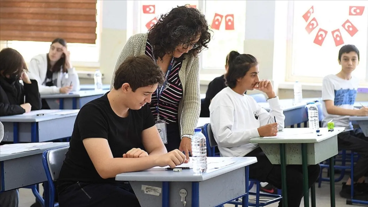 LGS başvuruları ne zaman 2026? Liselere Geçiş Sistemi (LGS) sınav tarihi belli oldu!