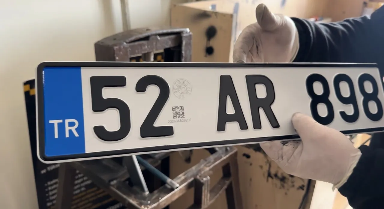 Son tarih 1 Nisan! 10 dakikalık ‘APP plaka’ mesaisi sürüyor
