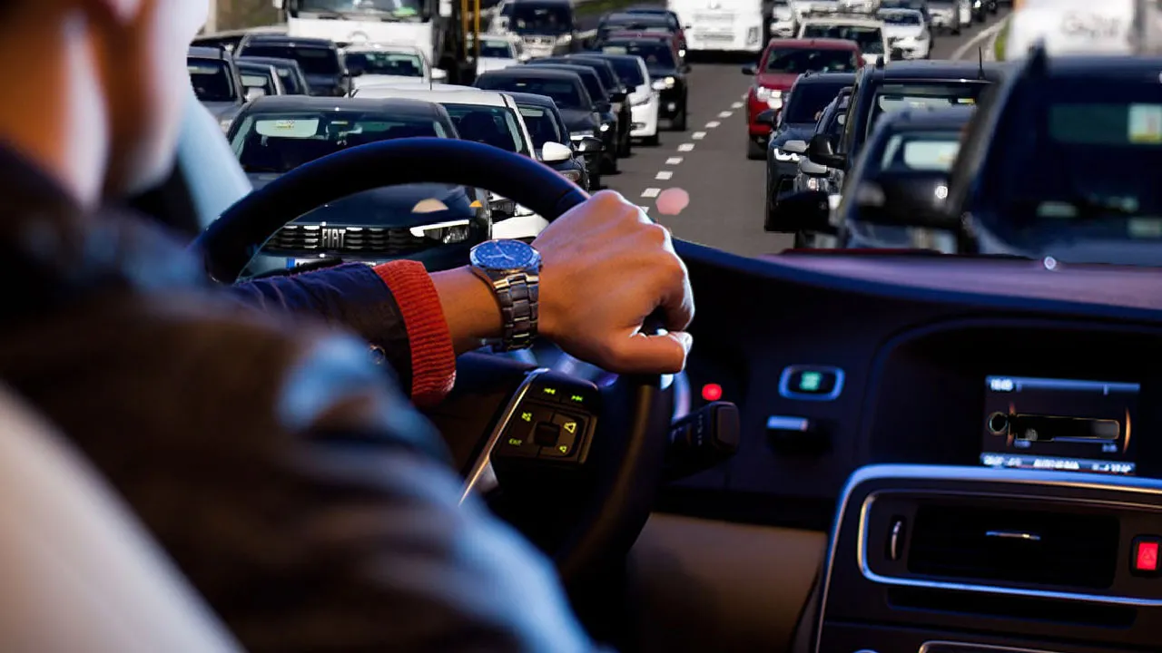 Binlerce sürücü tatil yolunda! Uzun yol öncesi dikkat edilmesi gerekenler 