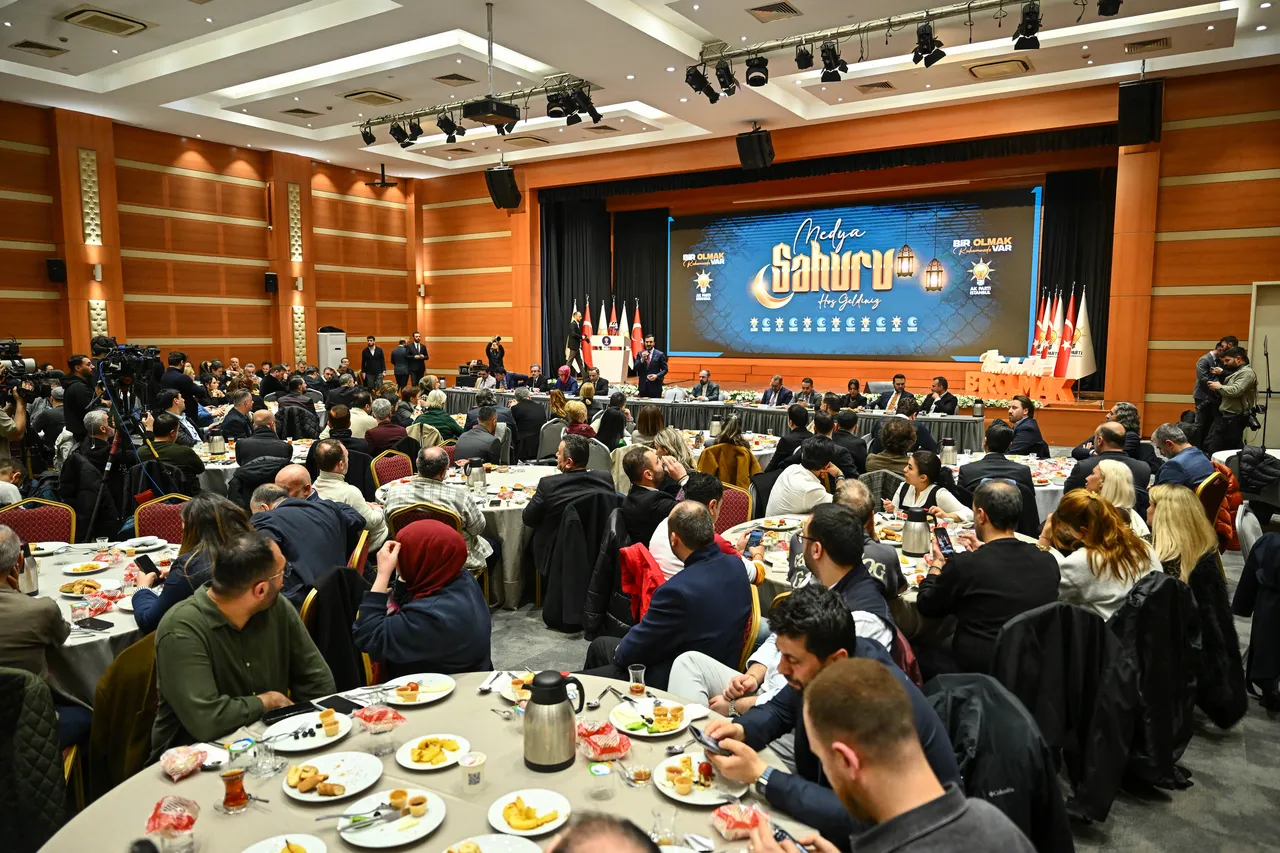 Cumhurbaşkanı Erdoğan'ın masasındaki son anket! CHP'yle arada 10 puan fark var