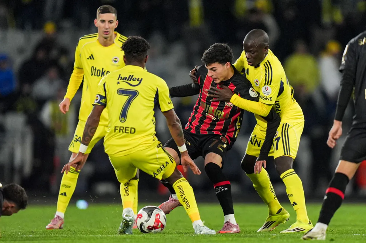 Fatih Karagümrük - Fenerbahçe