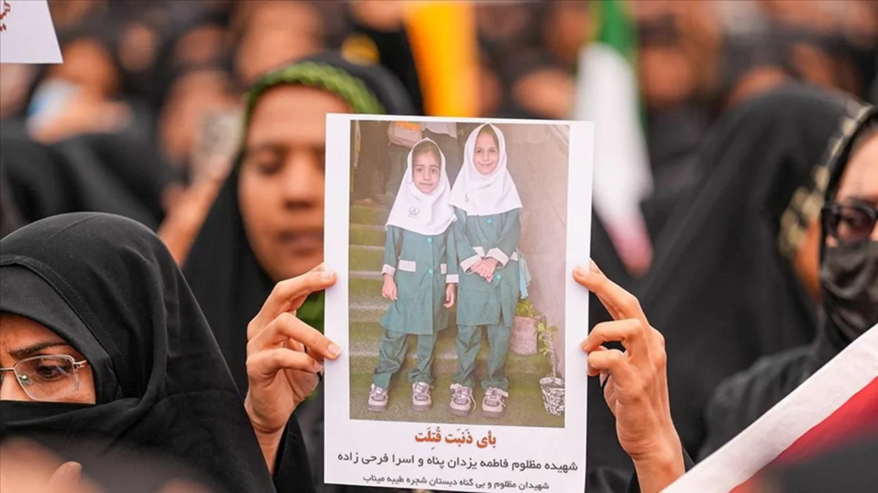 İrandaki okul saldırısı sonrası Çinden yardım eli: Çocukların ailelerine 200 bin dolarlık yardım