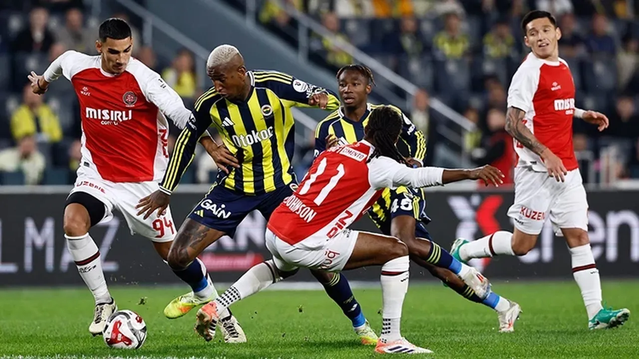 İşte muhtemel 11! Fatih Karagümrük Fenerbahçe maçı nerede izlenir, hangi kanalda canlı yayınlanacak?