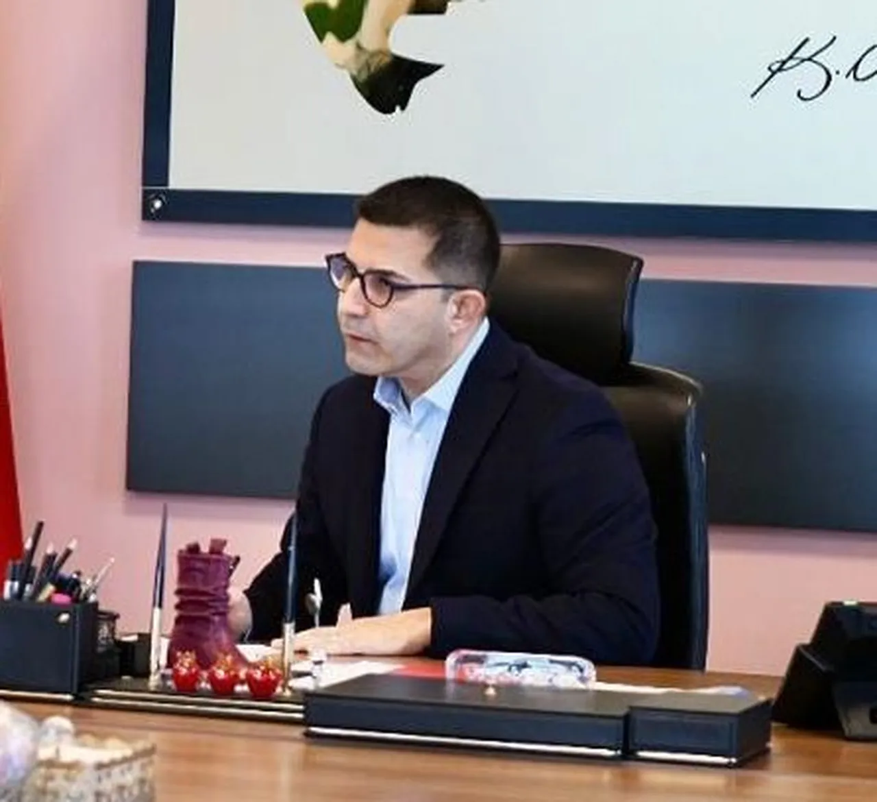 Kuşadası Belediye Başkanı Ömer Günel gözaltına alındı