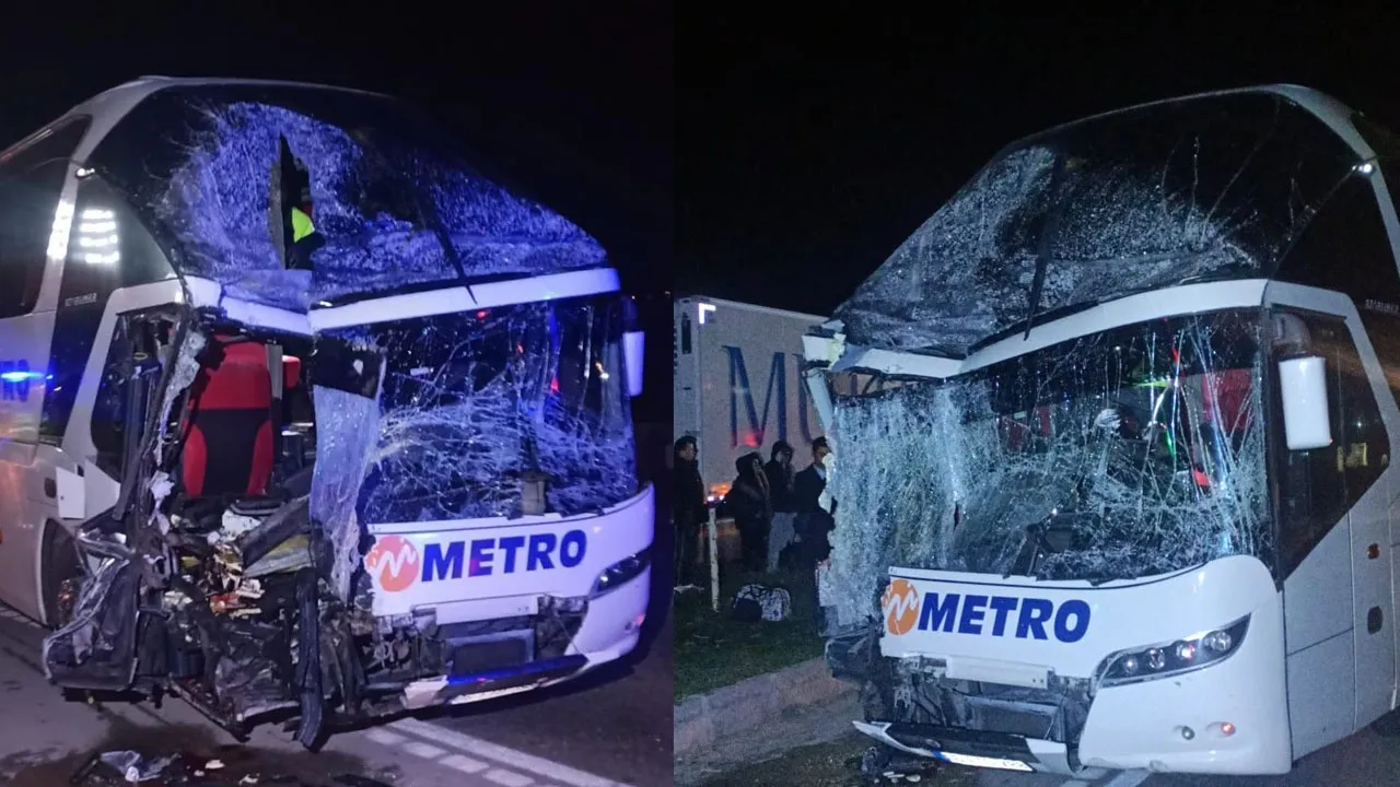 Amasya'da yolcu otobüsü tırla çarpıştı! Çok sayıda yaralı var