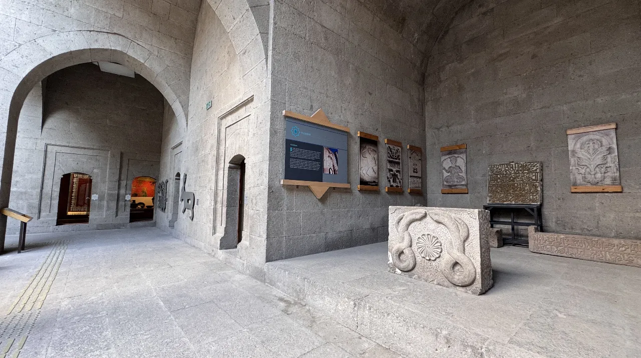 Anadolu'nun en eski tıp okulu: Gevher Nesibe Şifahanesi ziyaretçilerini geçmişe yolculuğa çıkarıyor