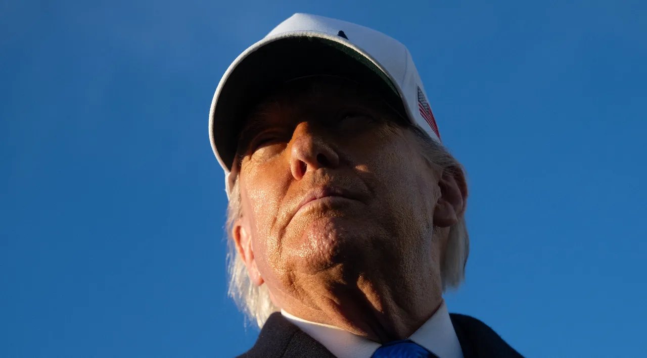 Hark Adası'nda tüm askeri hedefler yok edildi! Trump'tan flaş açıklama