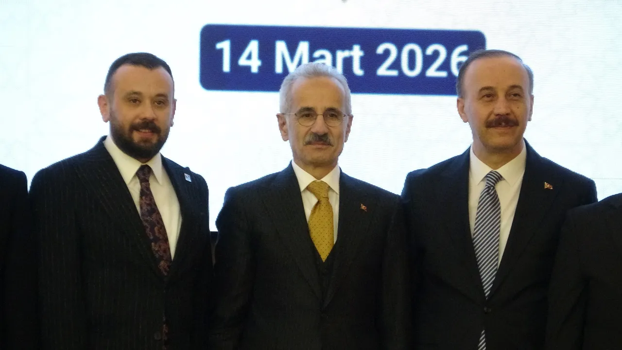 Hürmüz Boğazı'ndaki risk sonrası Türk gemilerinde güvenlik seviyesi 3'e çıkarıldı