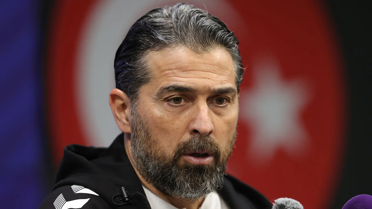 İlhan Palut: Penaltı kararı inşallah doğrudur