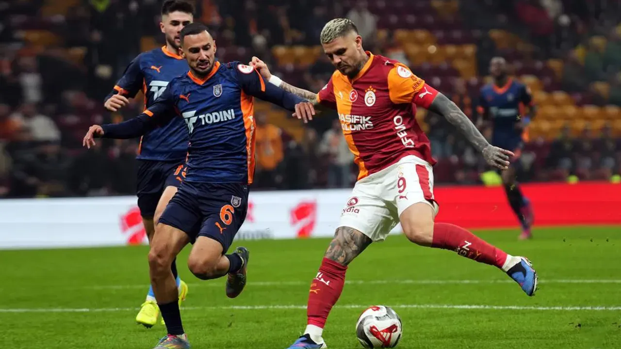 Süper Lig'in 9'uncu haftasında Galatasaray, deplasmanda Başakşehir'i 2-1 yenmişti.
