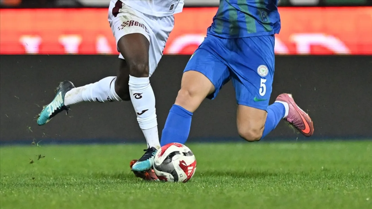 Trabzonspor-Rizespor maçı hangi kanalda, saat kaçta? İşte maç yayın bilgileri