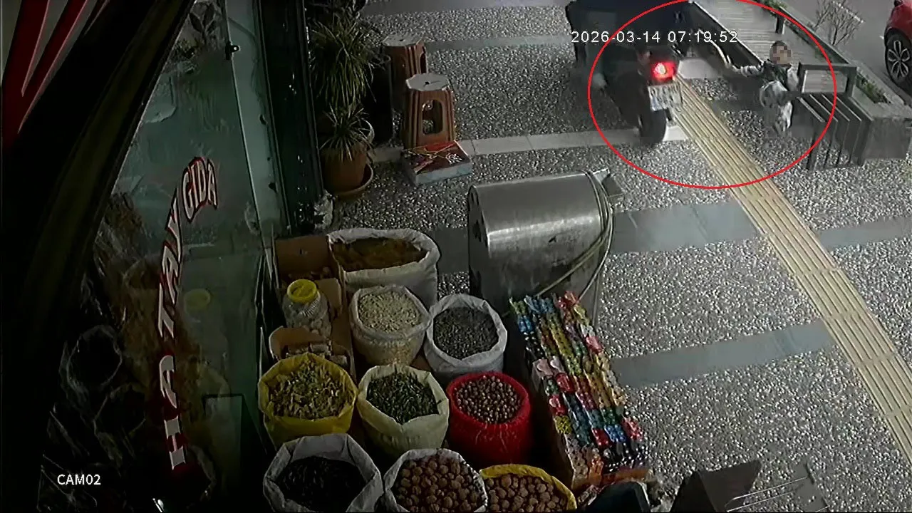 Antalyada 5 yaşındaki çocuk ölümden döndü! Sürücü 15 yaşında çıktı