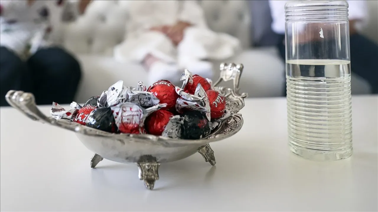 Bayram tatilinin uzatılması bekleniyordu… Milyonların merak ettiği sorularda son durum! Bayram tatili kaç gün, 19 Mart tatil mi?