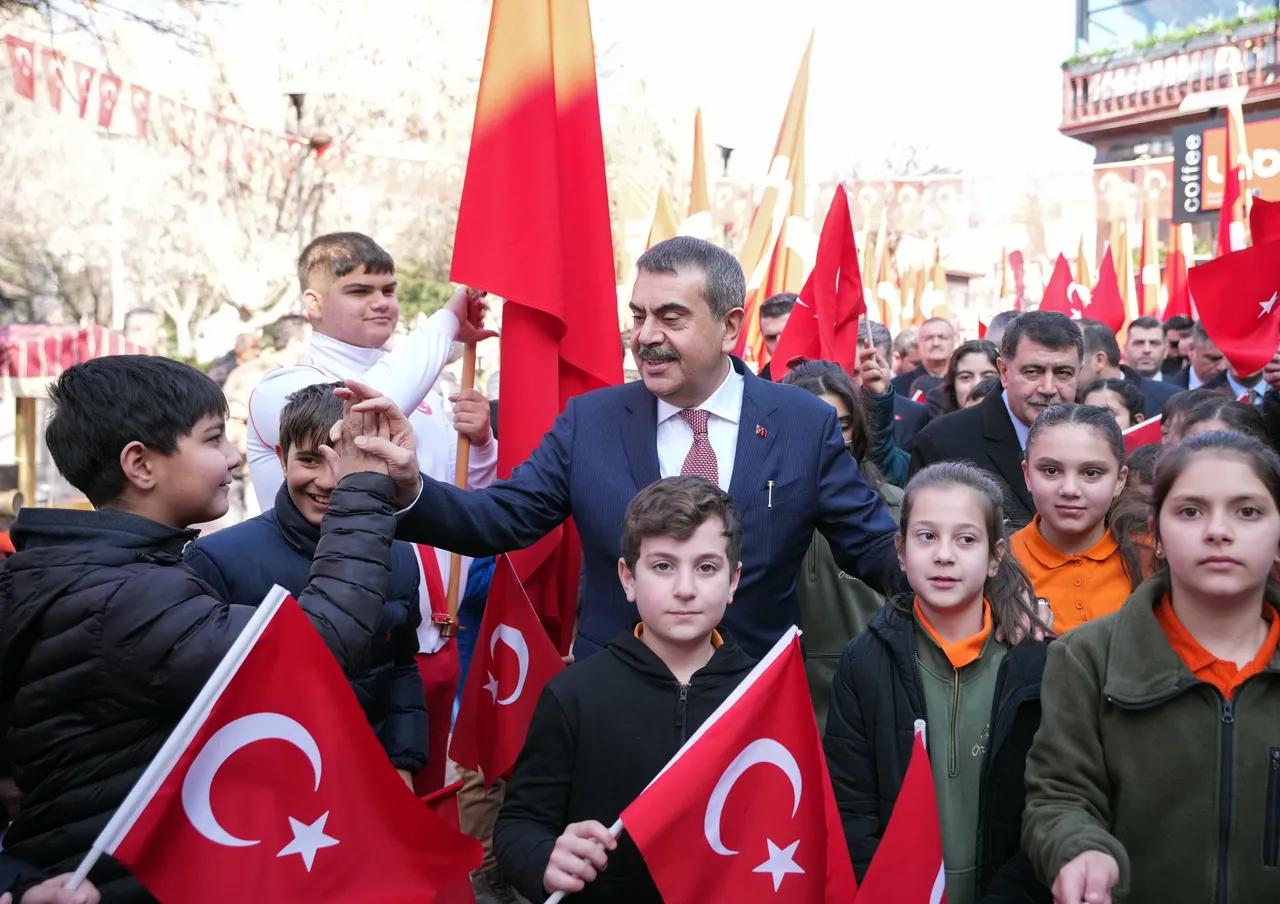 Demokrasi ve savaş diplomasisi