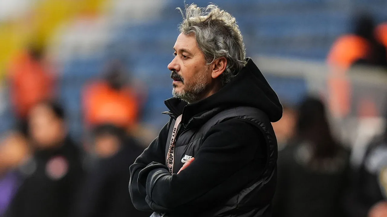 Eyüpspor'da Atila Gerin tepkili: Dev gibi oyuncular yerden kalkmıyor