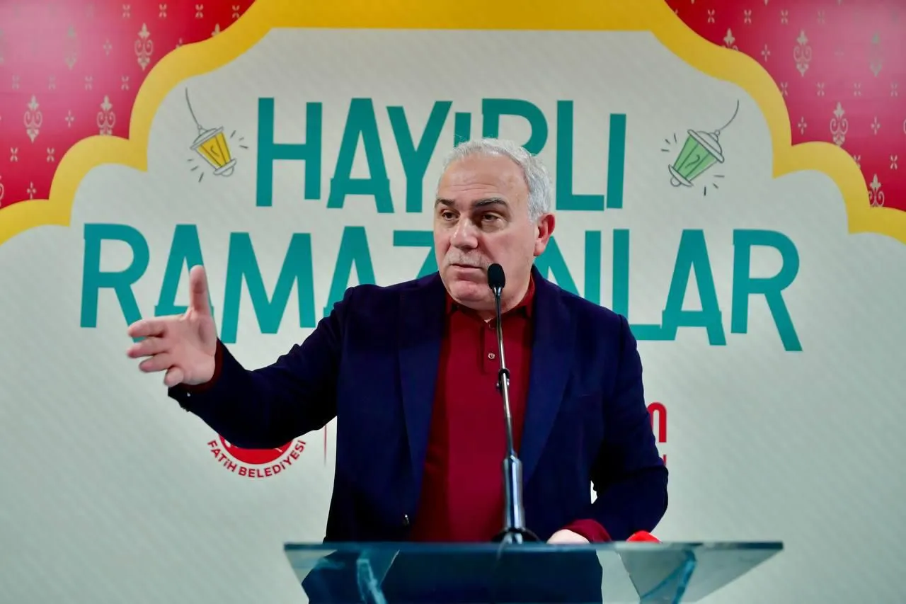 Fatih Belediyesi, basın mensuplarını sahur sofrasında ağırladı