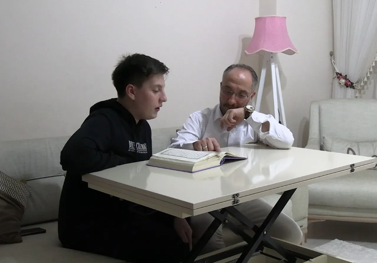 Günde 8 saat çalıştı, ezberlemenin ötesine geçti: Kastamonulu hafızın şaşırtan  kodlama  tekniği