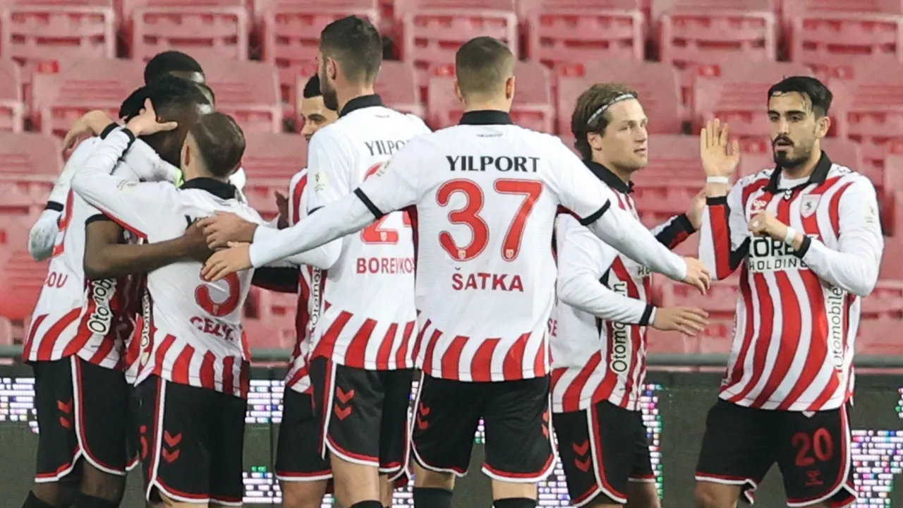 Samsunspor, Kayserispor'u 2 golle geçti