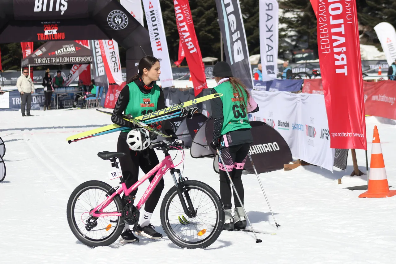 Türkiye’nin ilk Kış Triatlonu Bolu’da nefes kesti!