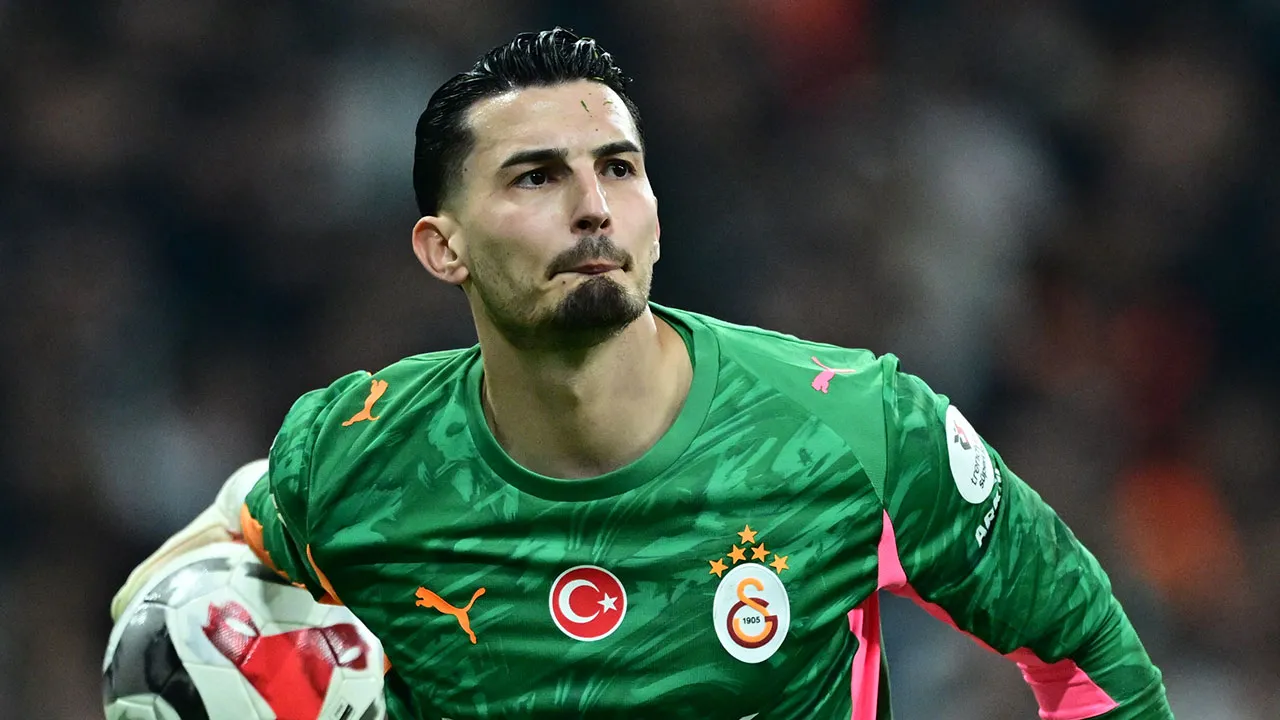 Uğurcan Çakır'dan alkışlanacak hareket: Hakem tebrik etti