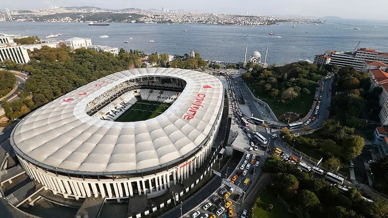 Beşiktaş Park'ta oynanacak dev finalin biletleri satışa çıktı