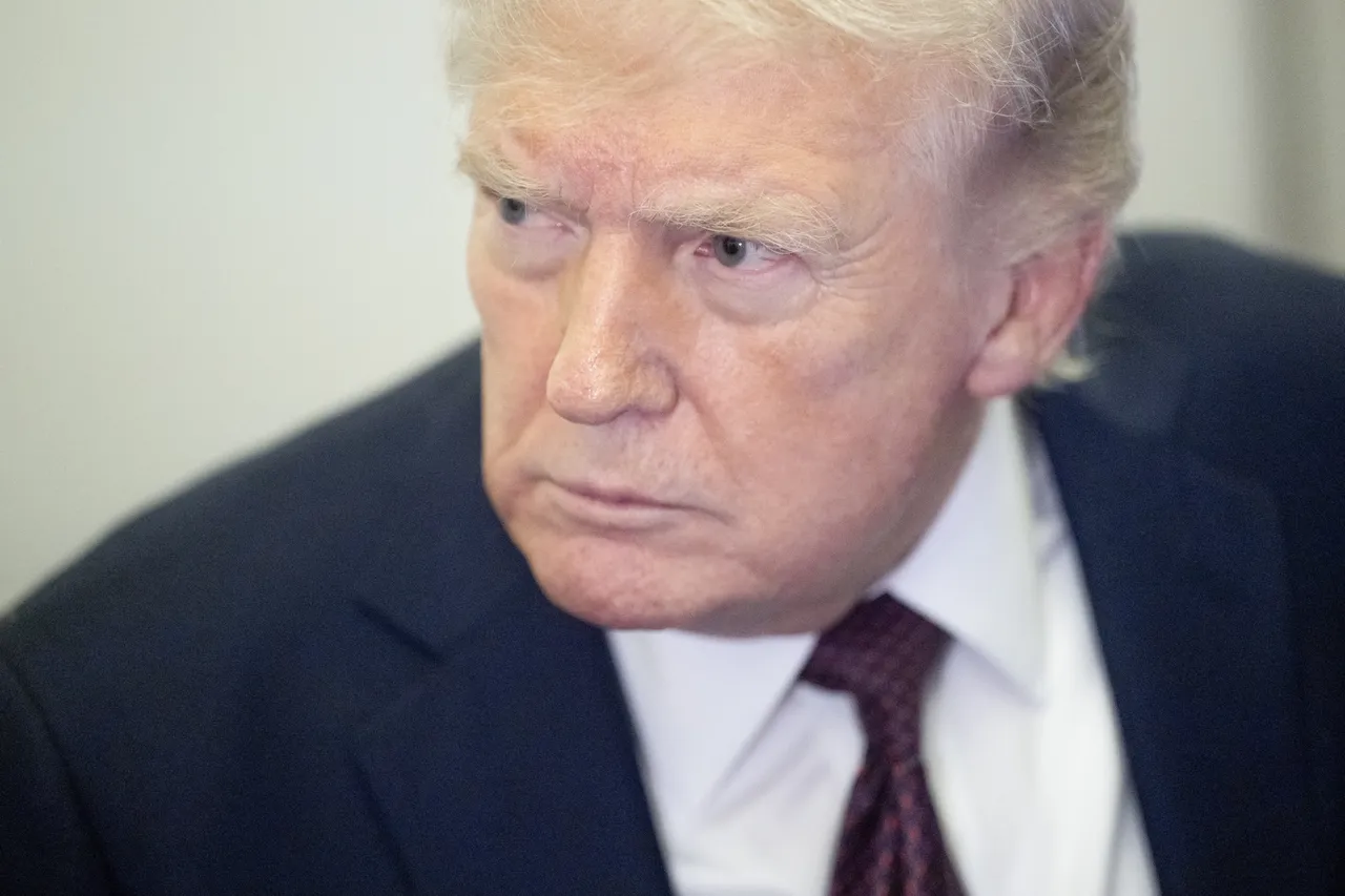 Beyaz Sarayı alarma geçiren olay! Trumpın telefon numarası sızdırıldı