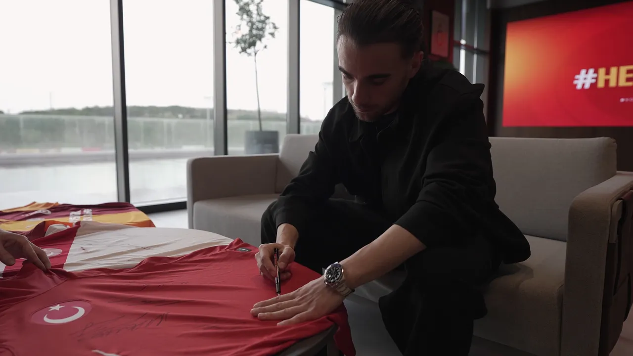 Yunus Akgün: Milli Takım'da güzel sesli biri yok.