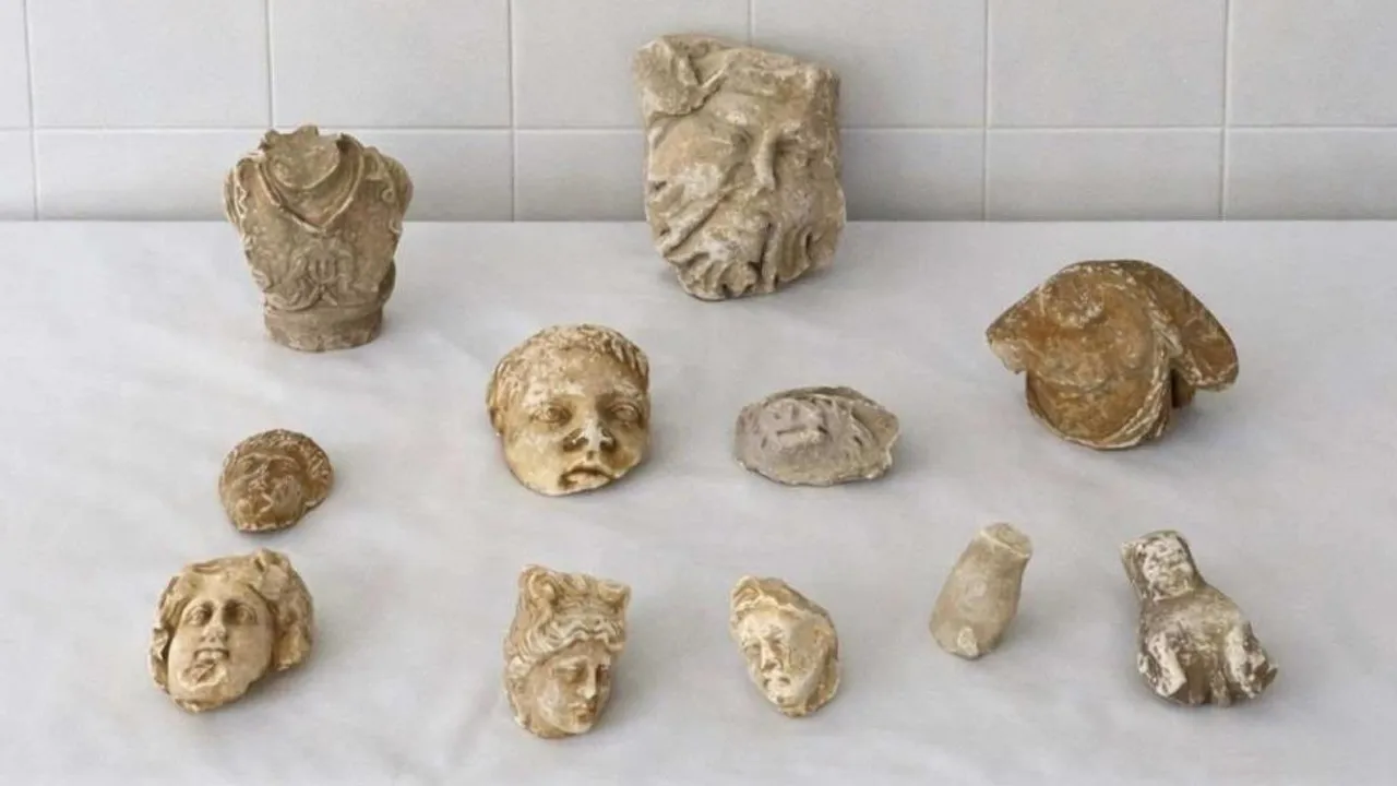 Hepsi Roma dönemine ait! Heykel parçalarıyla yakalandılar