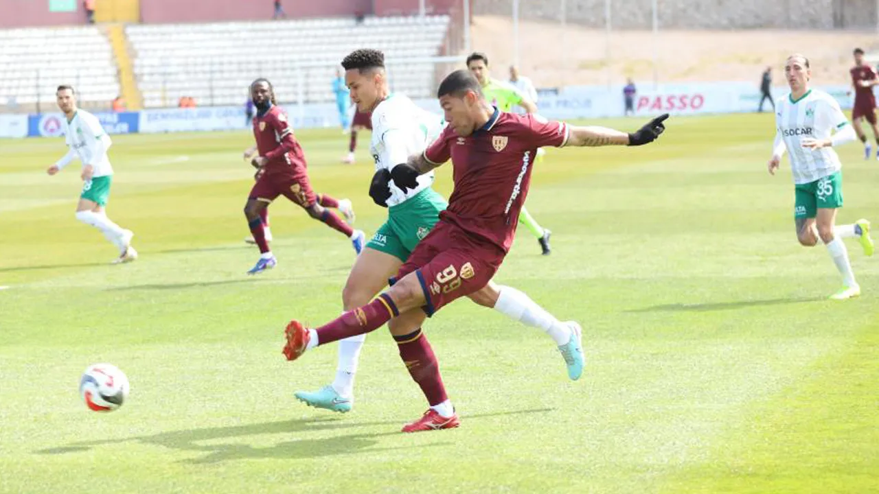 Hikmet Karaman ilk sınavına çıktı: Bandırmaspor-Iğdır FK maçında gol sesi yok