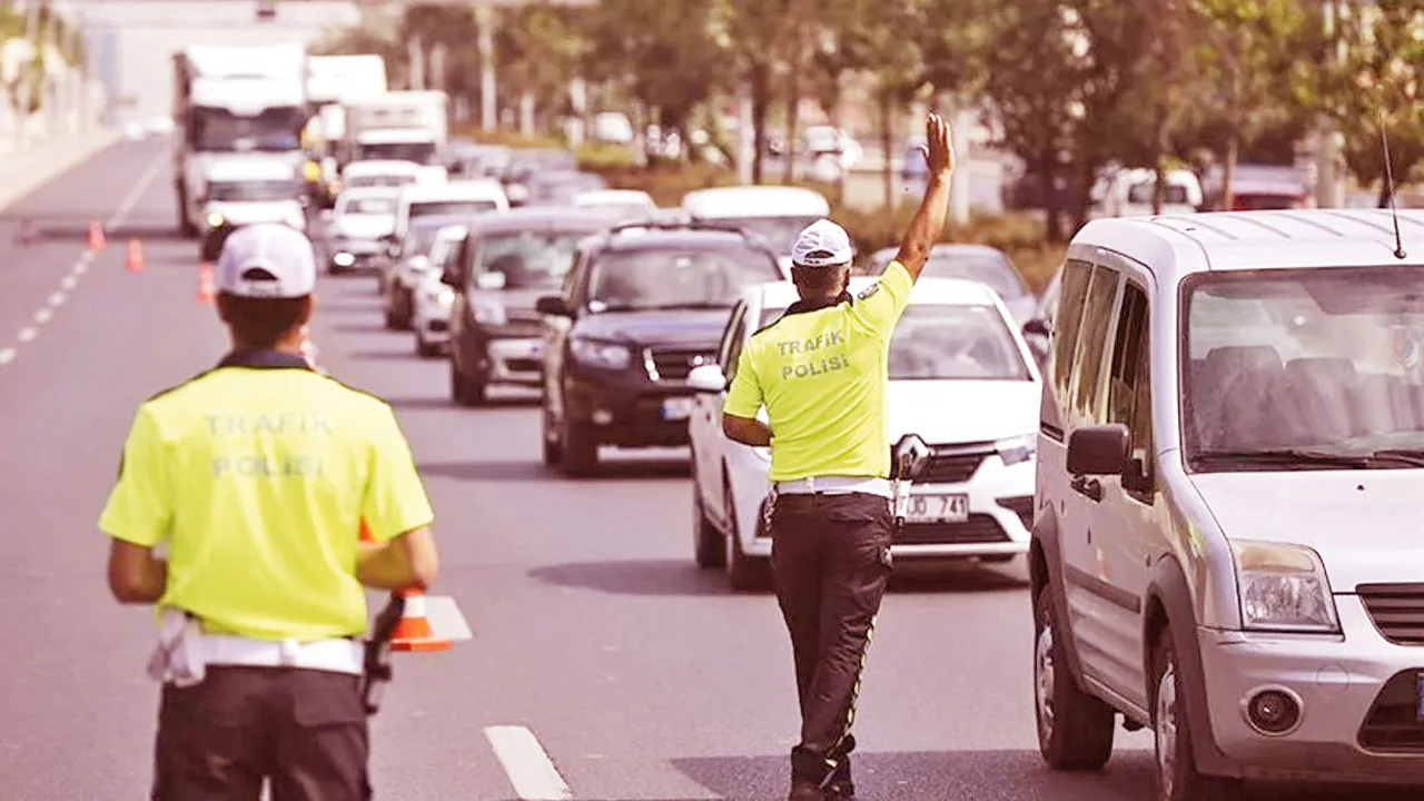 Radarlı kontroller sıklaşacak! Bayramda hız yapan yandı