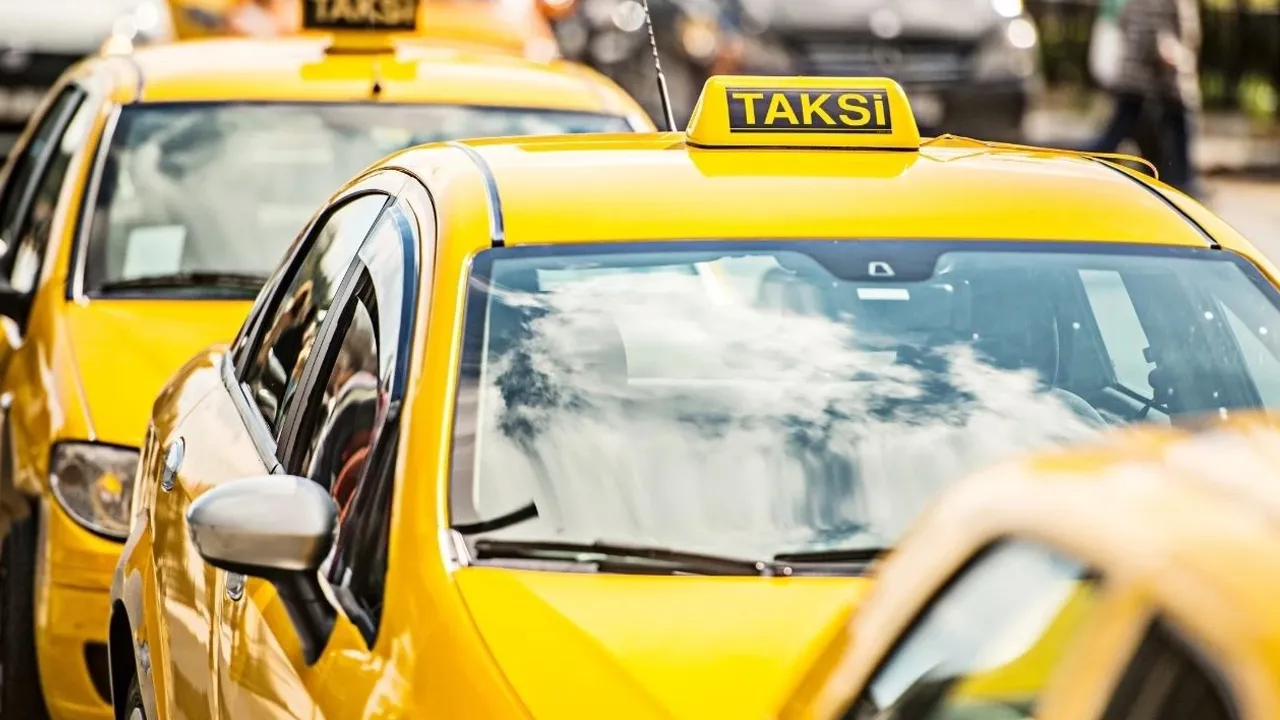 Taksiden inmeden önce dikkat! Yolcuya 8 bin 700 TL, şoföre 17 bin TL cezası var