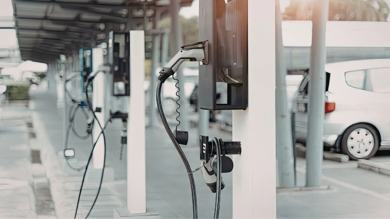 Yola çıkacaklar dikkat! İşte şarj fiyatları ve bayram kampanyaları