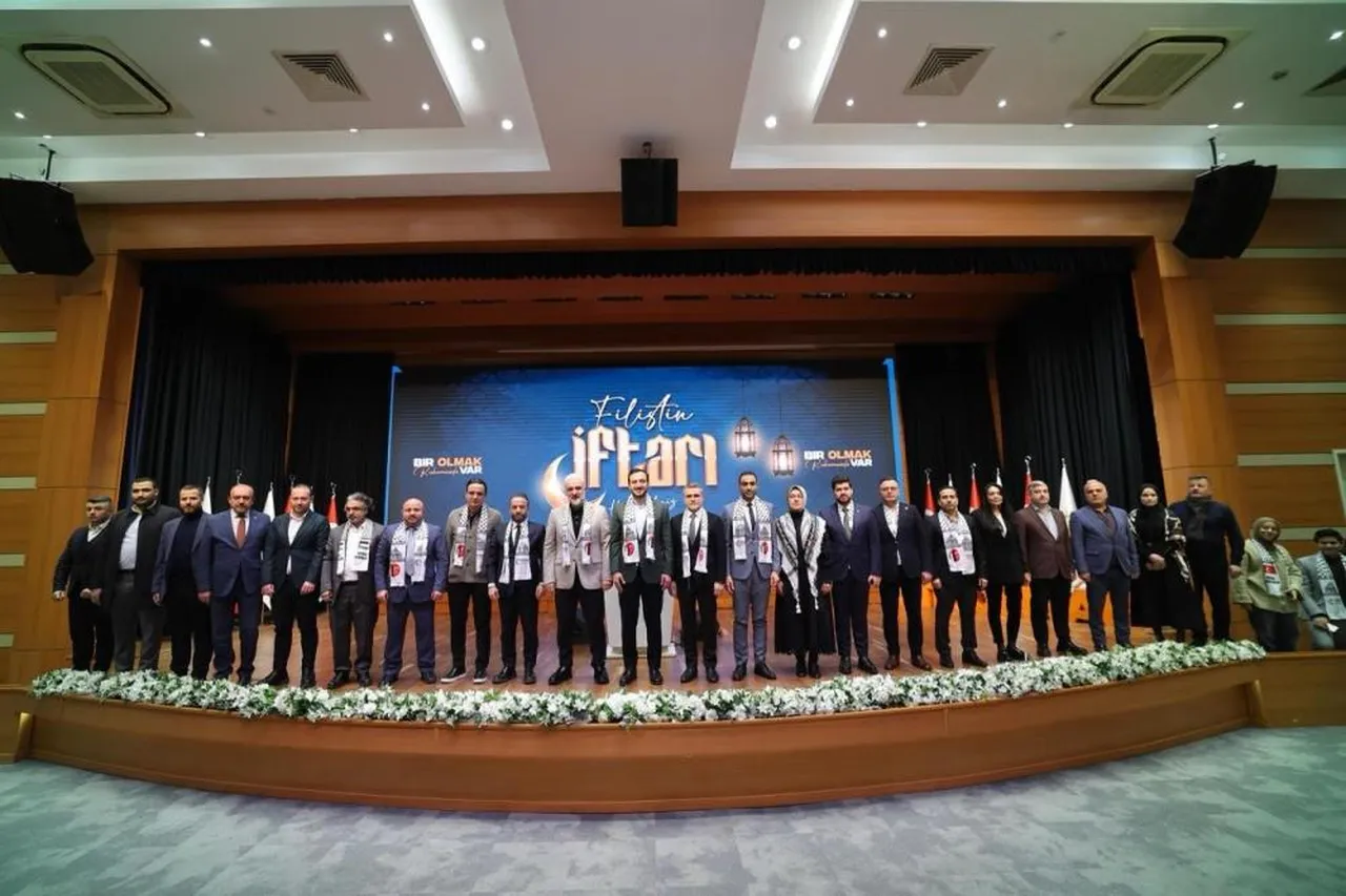 AK Parti Filistin için tek yürek