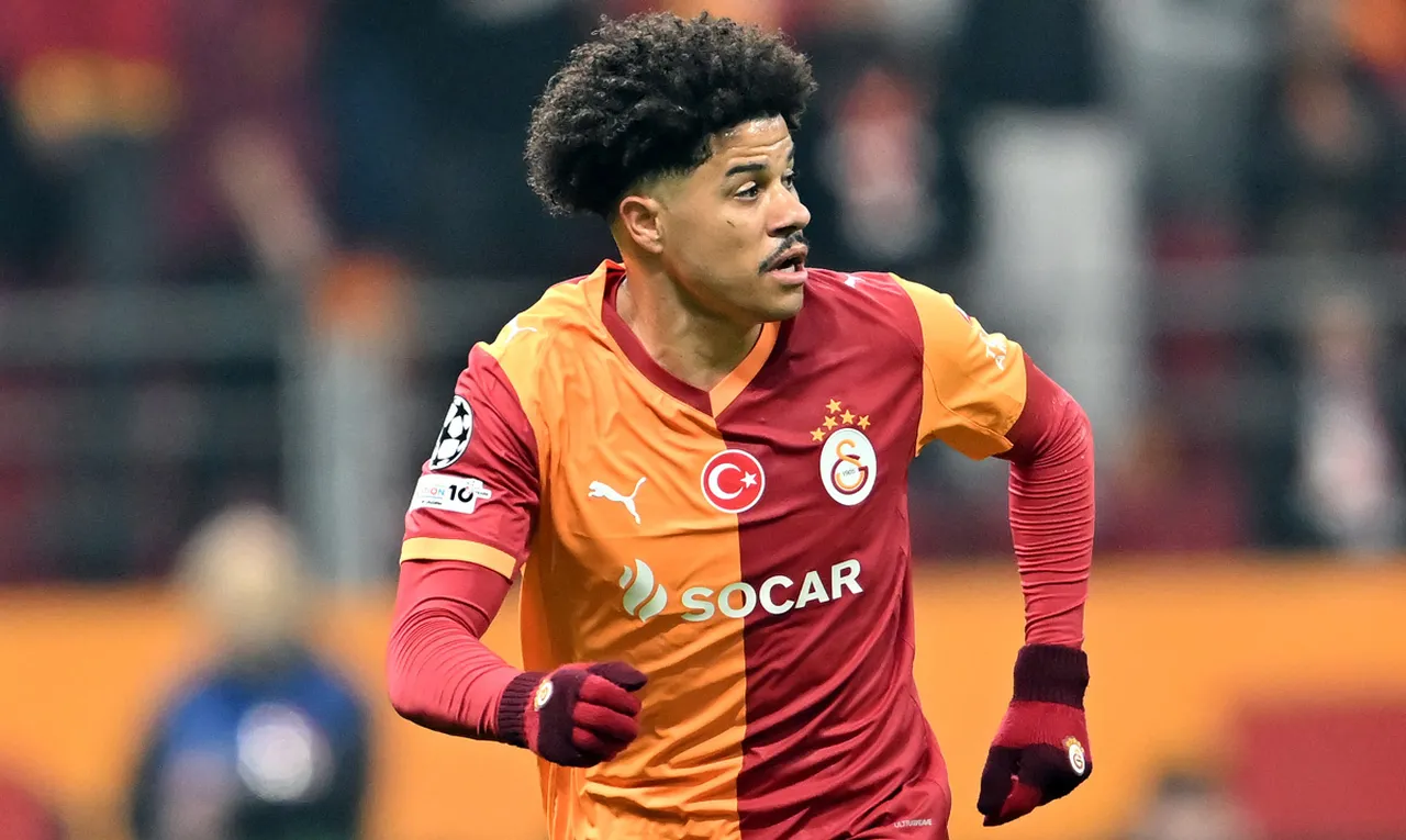 Galatasaray, Sara'yı Championship ekibi Norwich City'den 18 milyon euroya transfer etmişti.