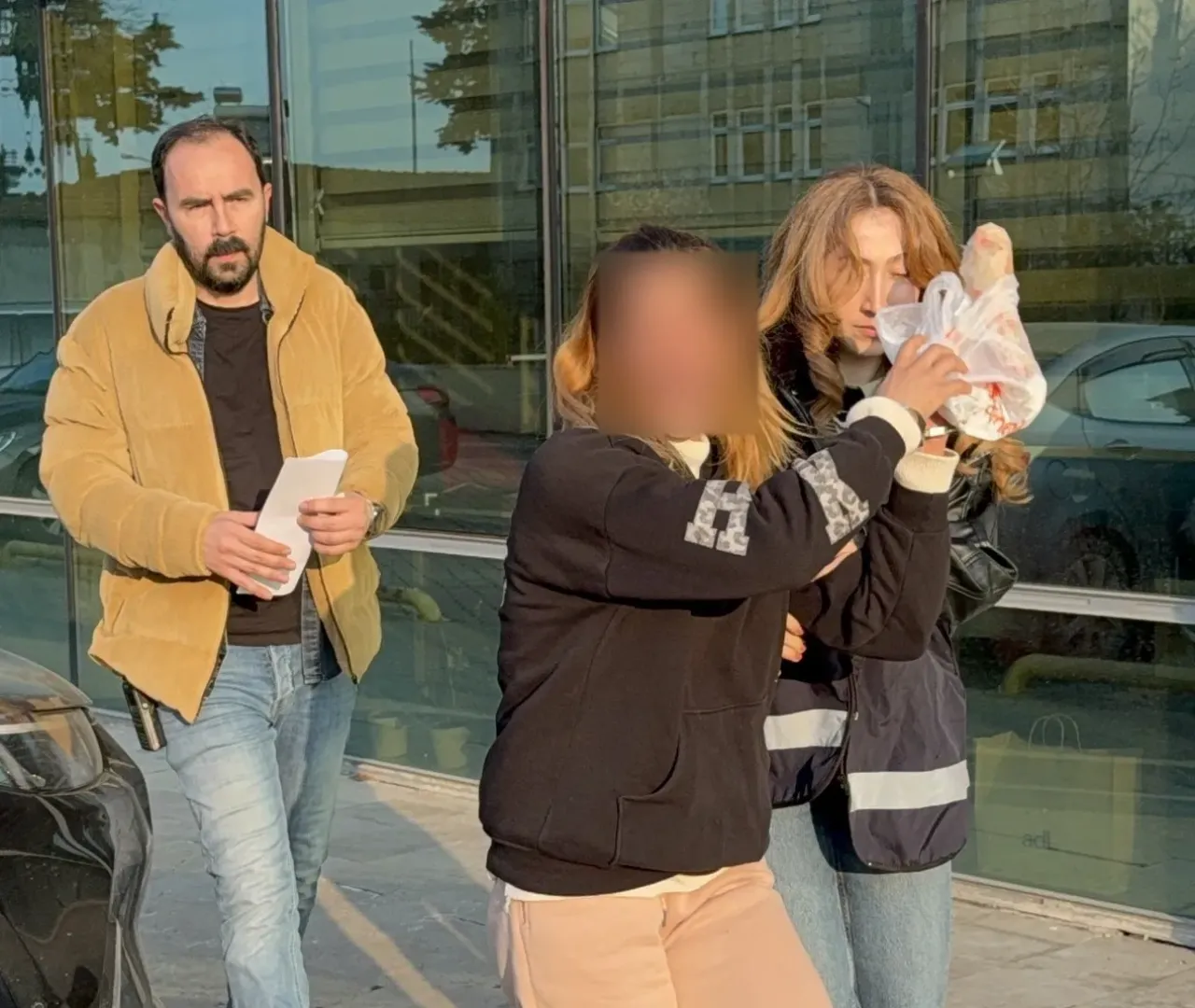 Cezaevine girmemek için çocuk doğuruyor! İsyan eden hakimden suistimal başvurusu