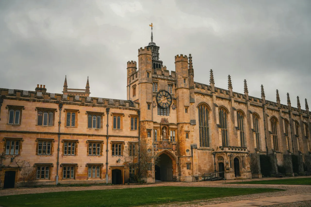 Oxford Üniversitesi