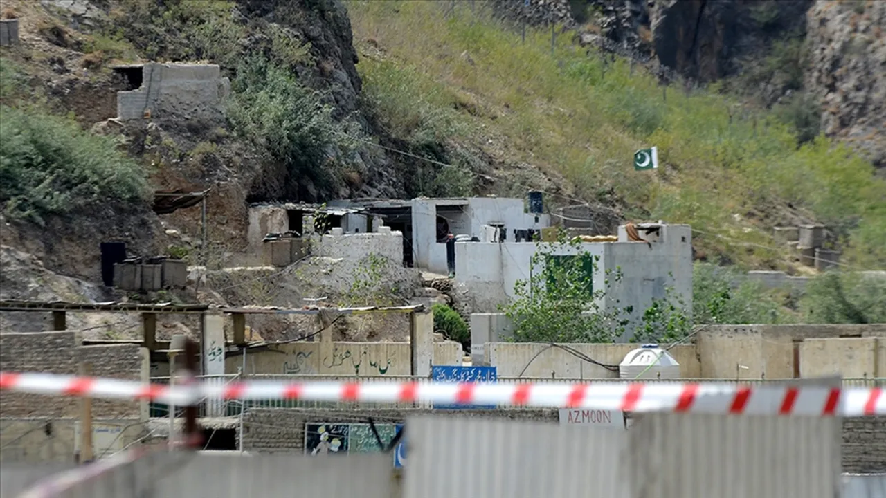 Türkiye'nin talebi ile saldırılar durdu! Pakistan-Afganistan çatışmalarında bayram ateşkesi