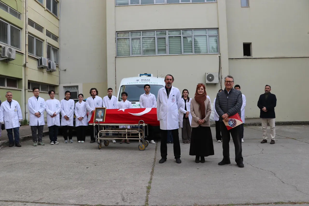 Albayın naaşı 6 yıl tıbba hizmet etti