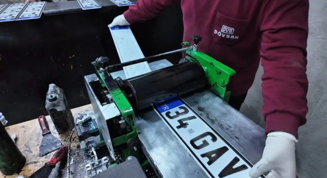 APP plakadan sonra şimdi de ‘karekod’ kaosu! Başvurular 5 kat arttı