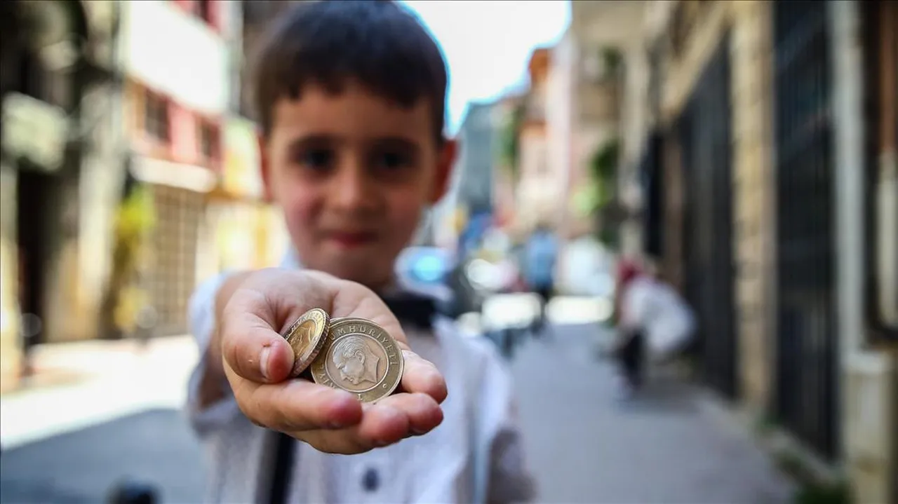 19 Mart Perşembe yarım gün mü, resmi tatil mi? Bayram tatiline geri sayım başladı