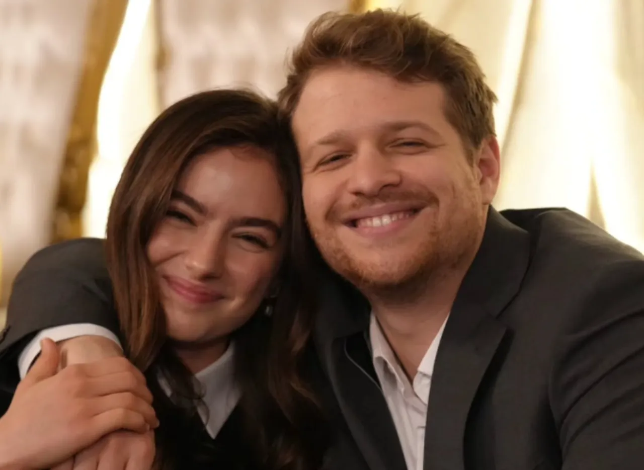 Ava Yaman kimdir, kaç yaşında? Ava Yaman’ın iftar yemeğindeki tarzı gündem oldu