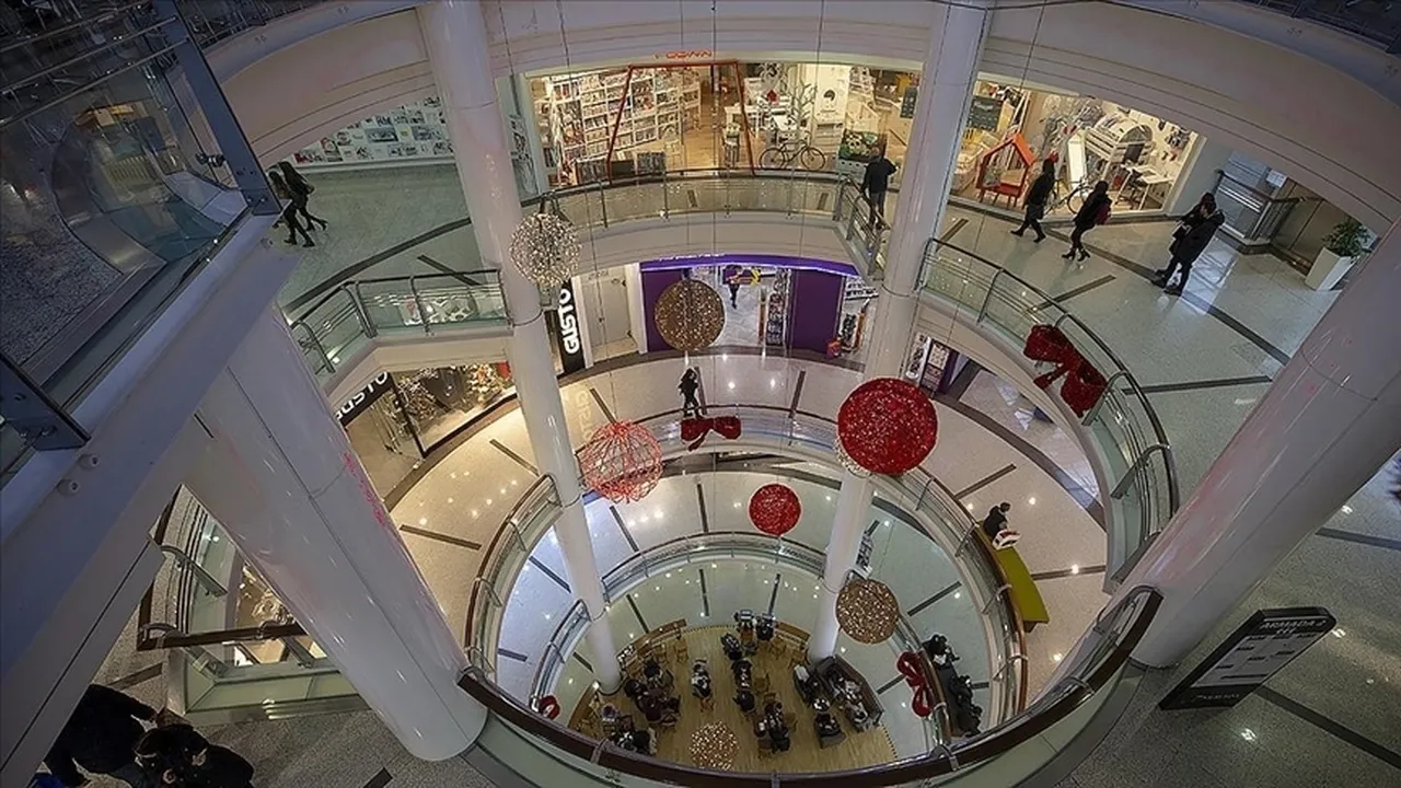 Bayramda AVMler açık mı, kaça kadar açık? 2026 Ramazan Bayramında AVM çalışma saatleri
