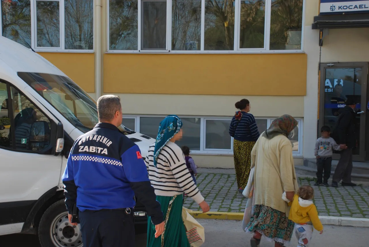 Dilenciden çıkan para say say bitmedi! Evi olan da var arabası olan da...