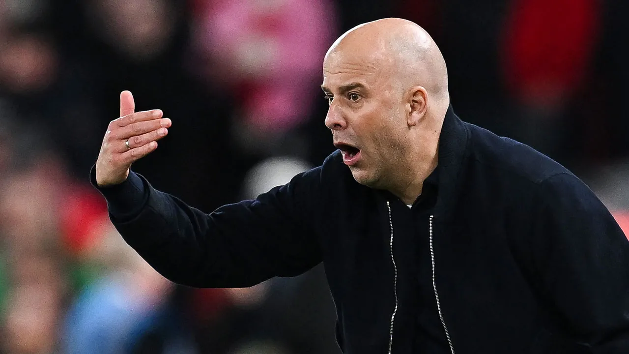 Liverpool'da Slot'tan Osimhen itirafı: İşimize yaradı